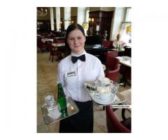 Chelnerita part-time hotel centrul Londrei